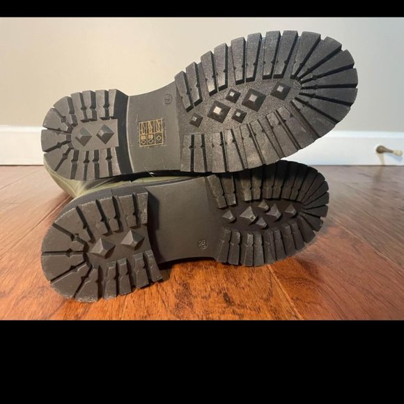 Emmshu by Coolway Riding Combat Boot, Olive (Womens size 7.5) - Picture 5 of 7